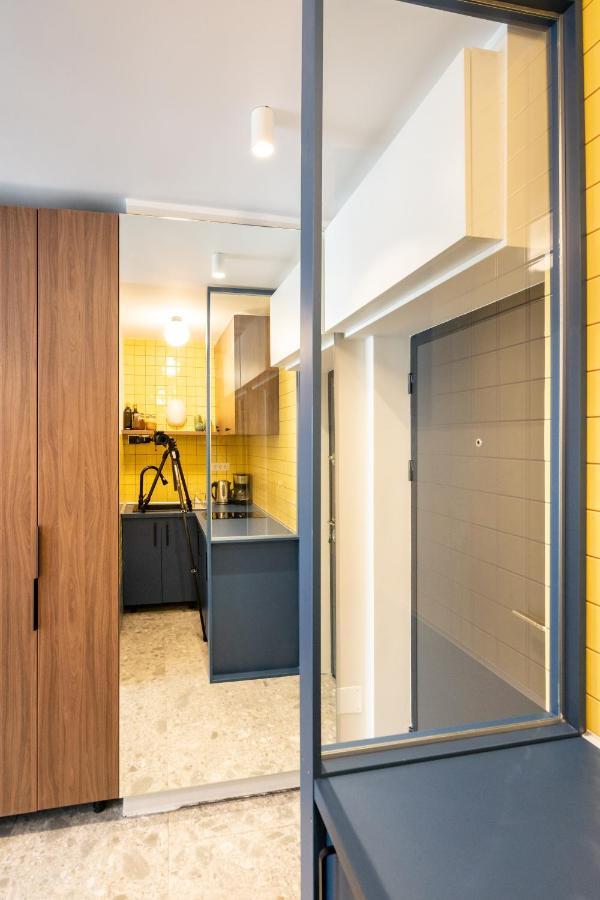 Elegant In The Heart Of The Town Apartament