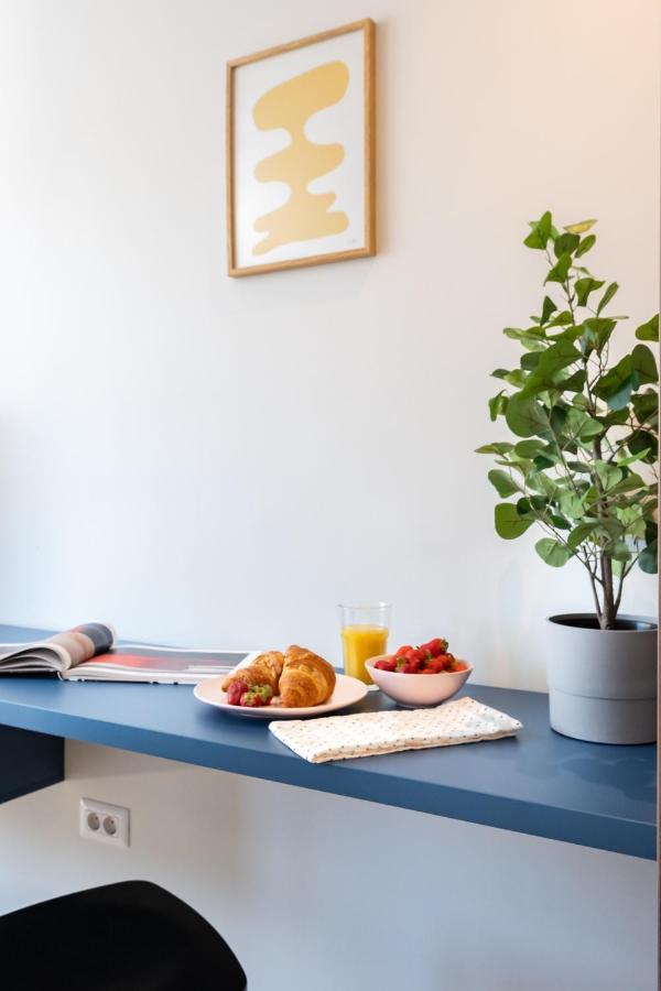 Elegant In The Heart Of The Town Apartament *